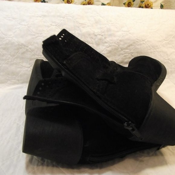 PENNINGTONS Womens heeled ankle Boot, Sz 9W - Picture 5 of 11